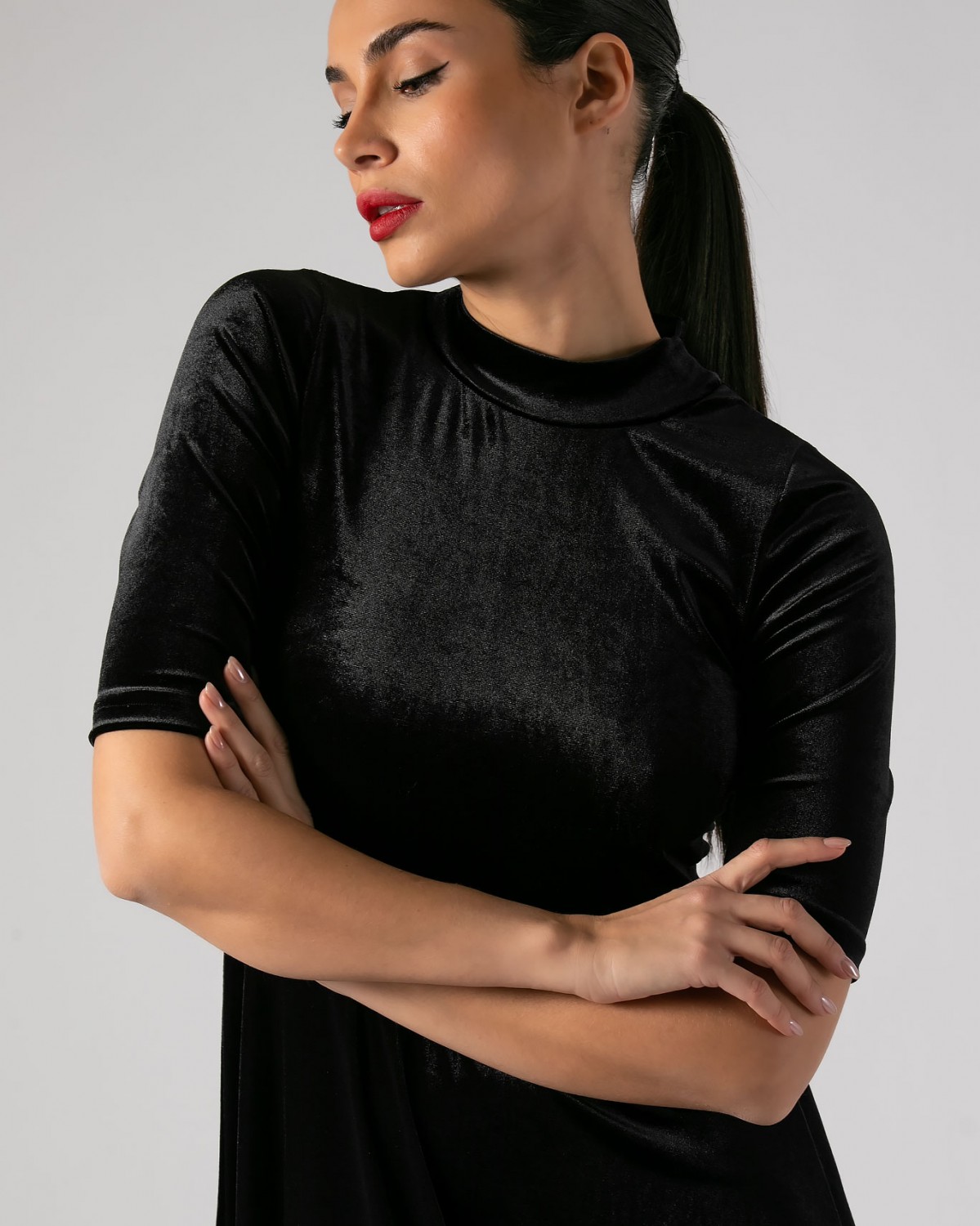 Φόρεμα βελουτέ κοντομάνικο ζιβάγκο σε A γραμμή 3/4 Μαύρο 