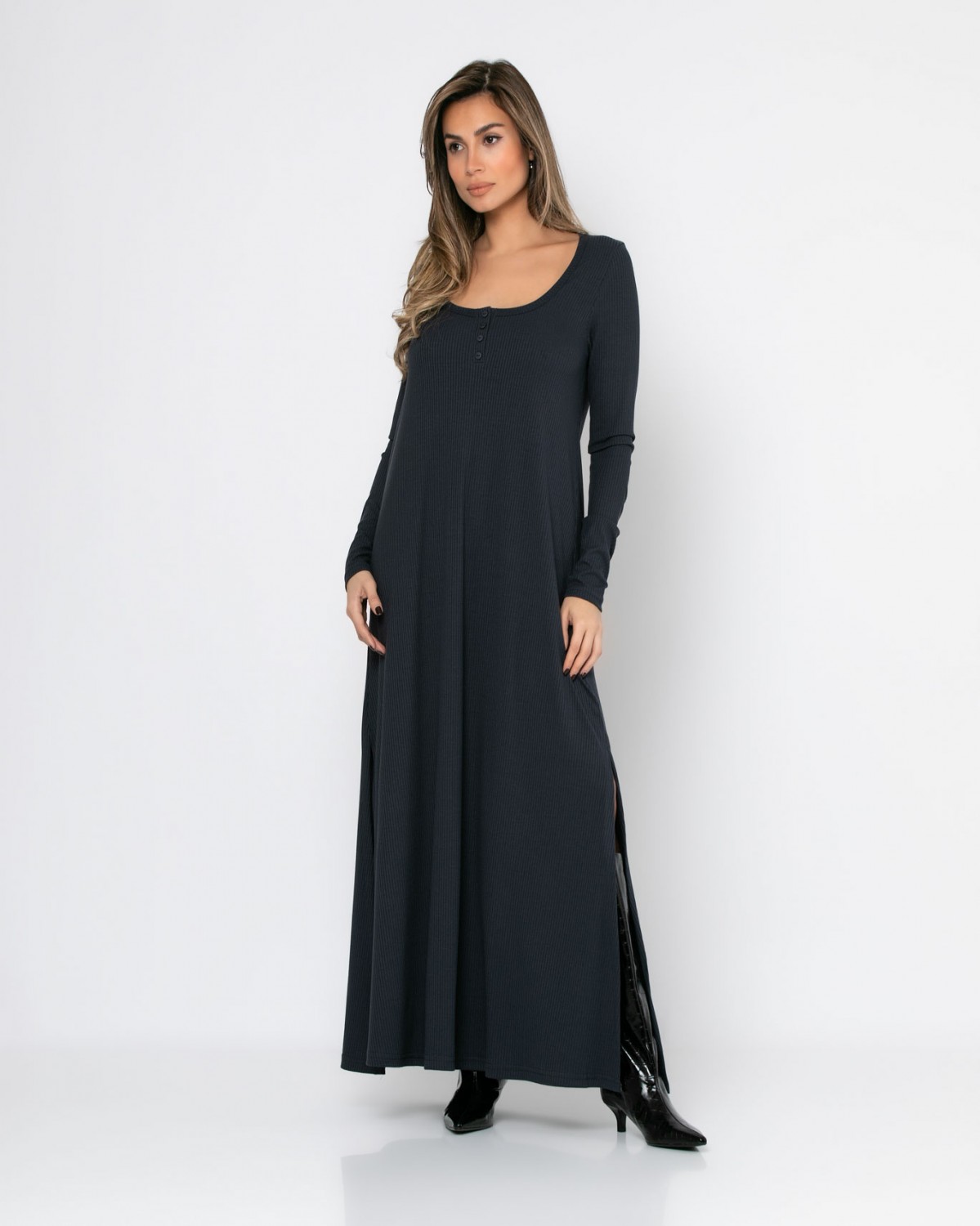 Φόρεμα maxi μακρυμάνικο ριπ με ανοιχτή λαιμόκοψη Ανθρακί 