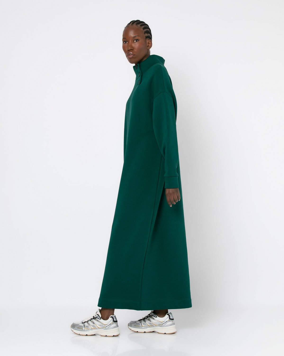 Φόρεμα φούτερ χνούδι maxi μακρυμάνικο με κλειστή λαιμόκοψη και κουμπιά Πράσινο-σκούρο