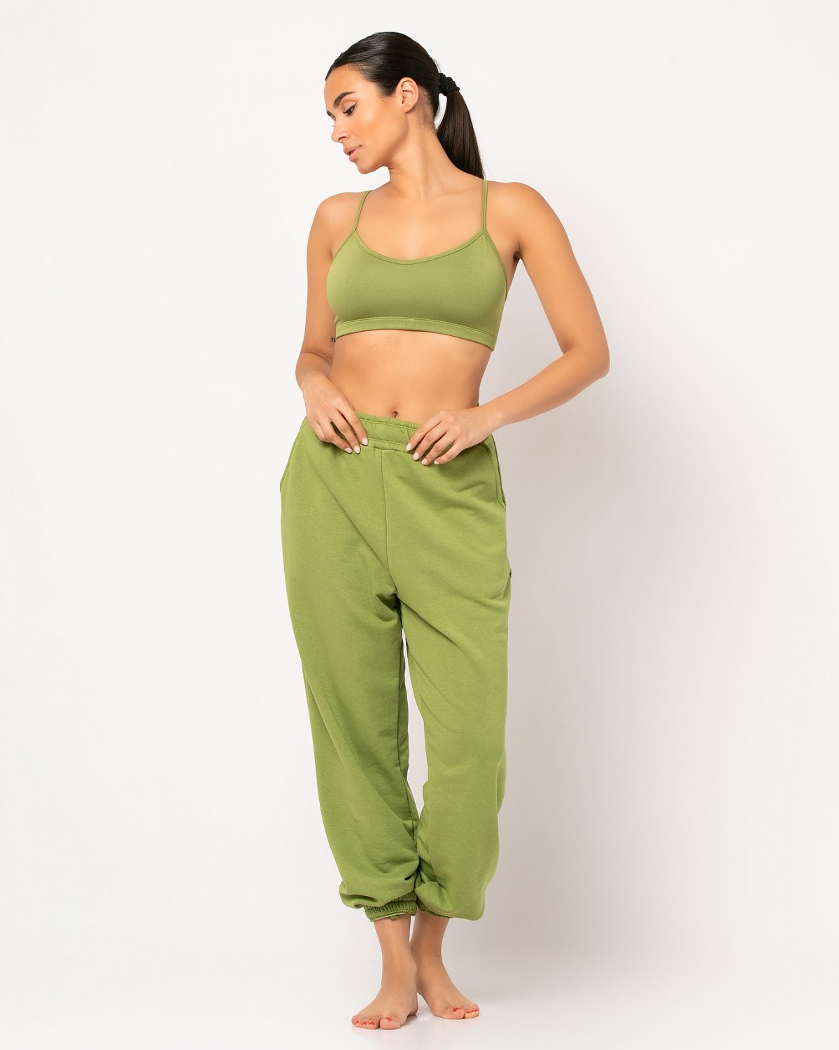 Παντελόνι φούτερ αχνούδιαστο ψηλόμεσο με λάστιχο στο τελείωμα Λαδί