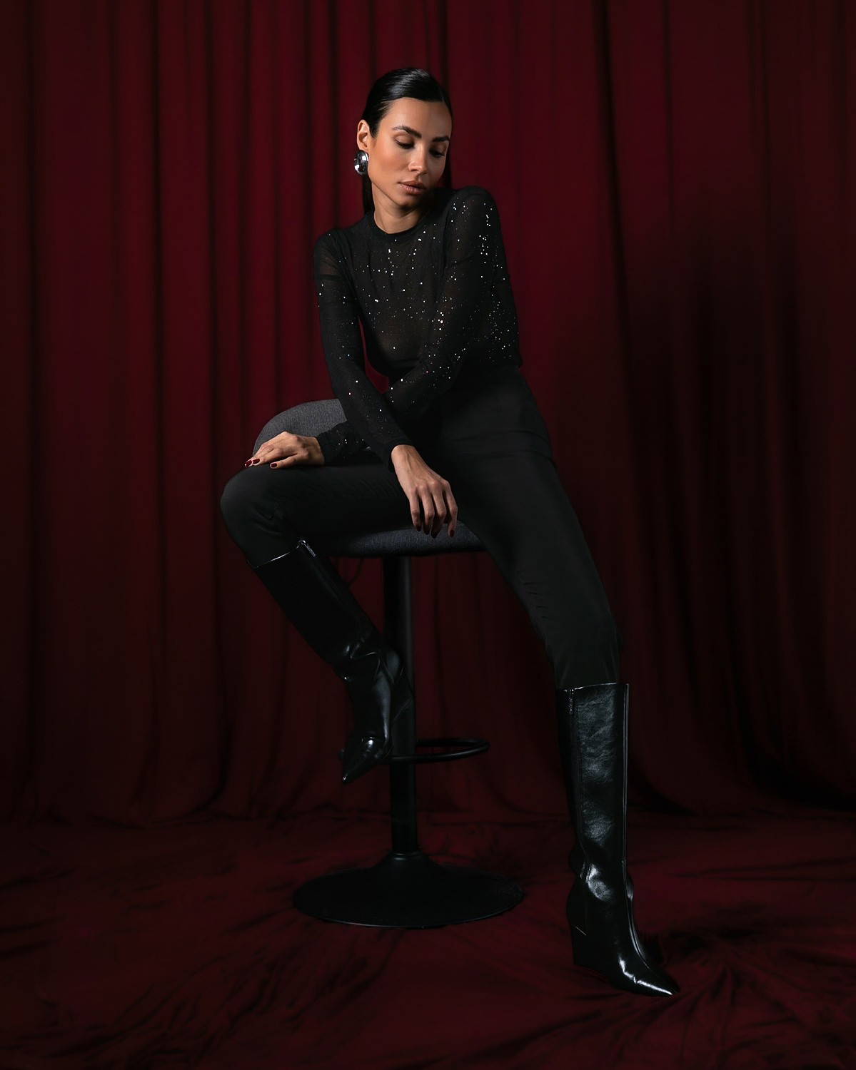 Κορμάκι μακρυμάνικο, κλειστή λαιμόκοψη σε ελαστικό τούλι Black