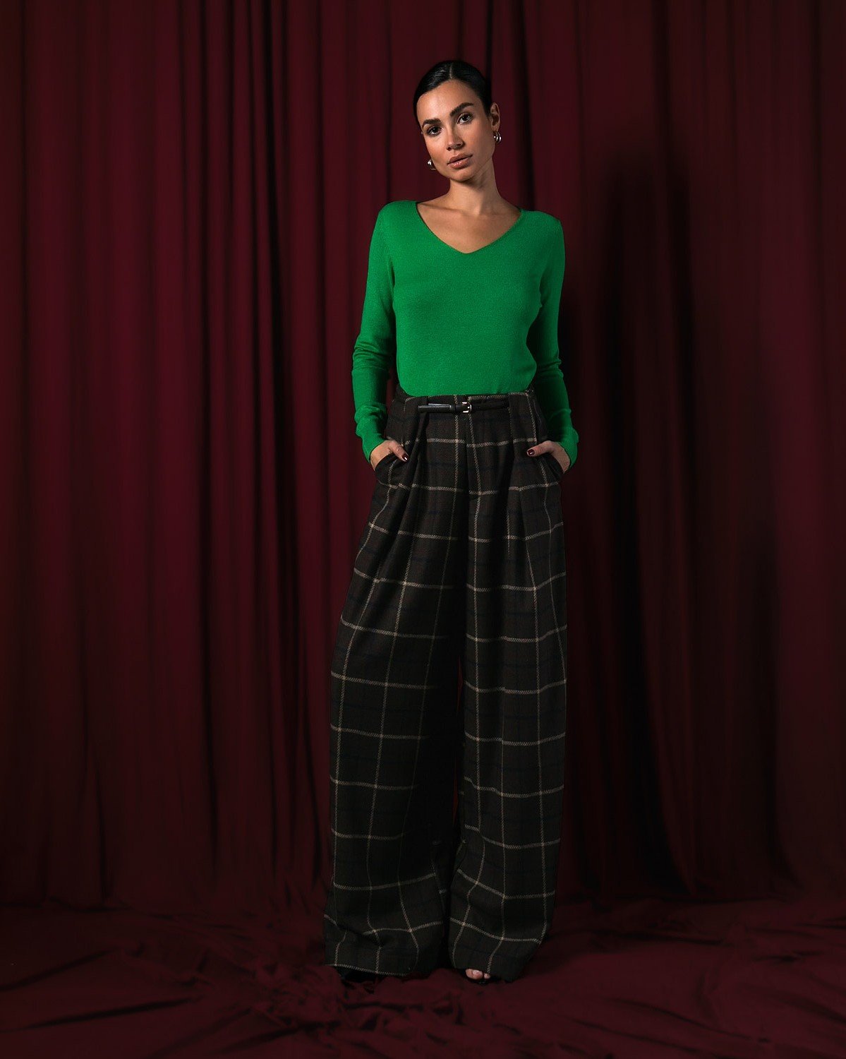 Μπλούζα ψιλό πλεκτό απαλή υφή με "V" Πράσινο 