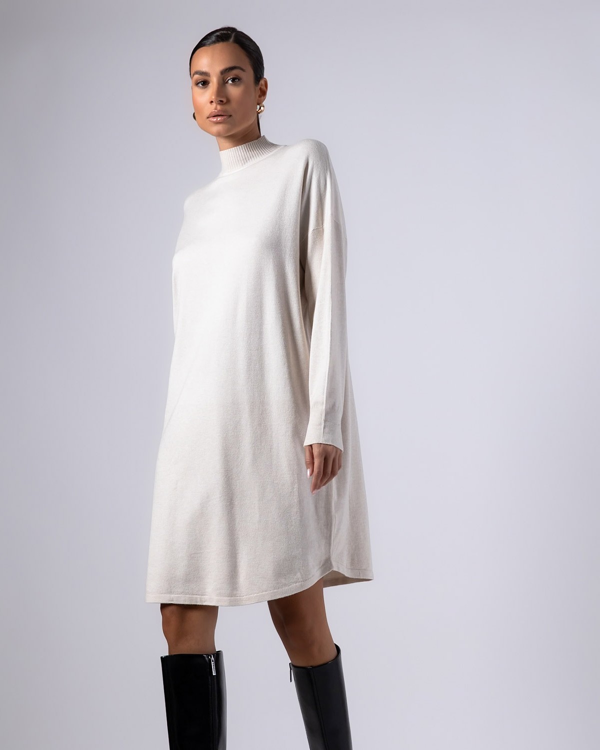 Φόρεμα ψιλό πλεκτό με κλειστό λαιμό Cream