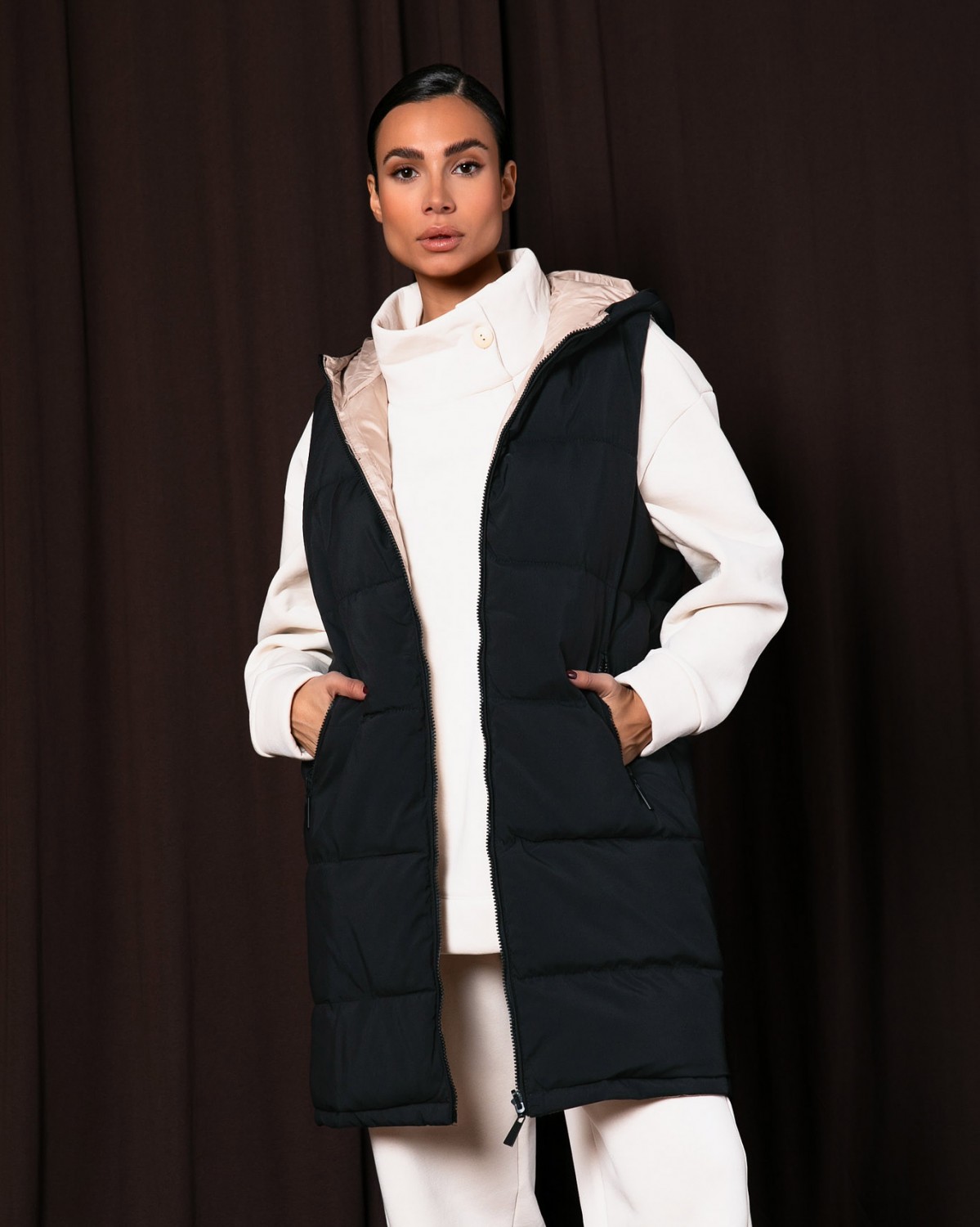 Μπουφάν αμάνικο double-sided με κουκούλα Black