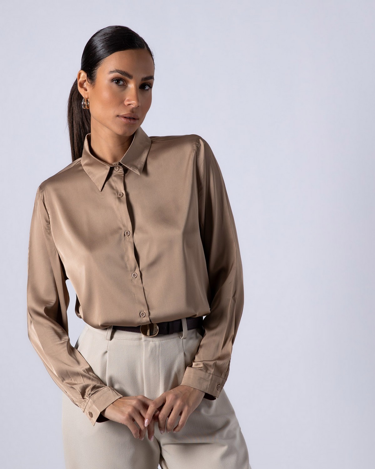 Πουκάμισο μακρυμάνικο σατέν στενή γραμμή Tobacco