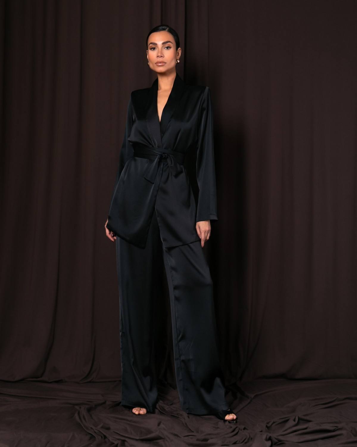 Σετ σατέν κιμονό μακρυμάνικο με ζώνη - Παντελόνα με λάστιχο στην μέση Μαύρο