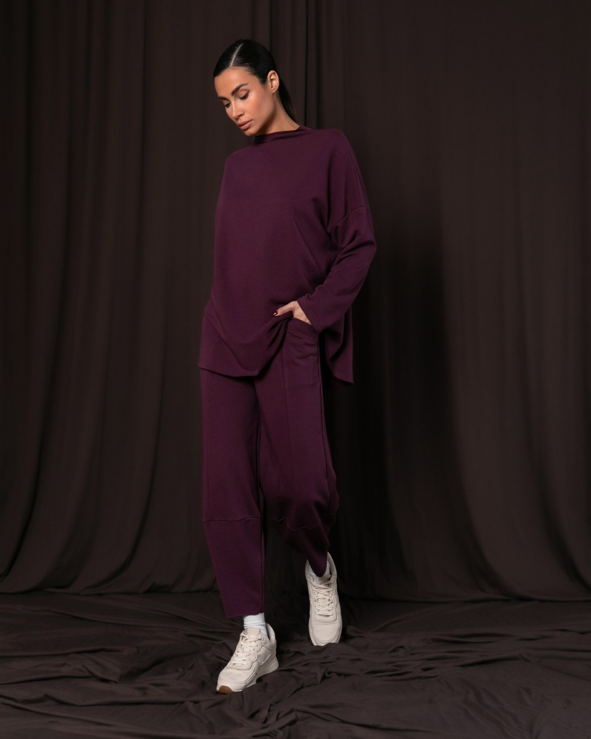 Σετ φούτερ αχνούδιαστο μπλούζα μακρυμάνικη oversized - Παντελόνι Carrot fit με λάστιχο στην μέση Plum