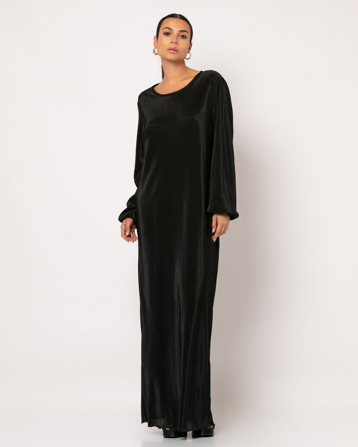 Φόρεμα maxi μακρυμάνικο με ζώνη στην μέση Μαύρο 